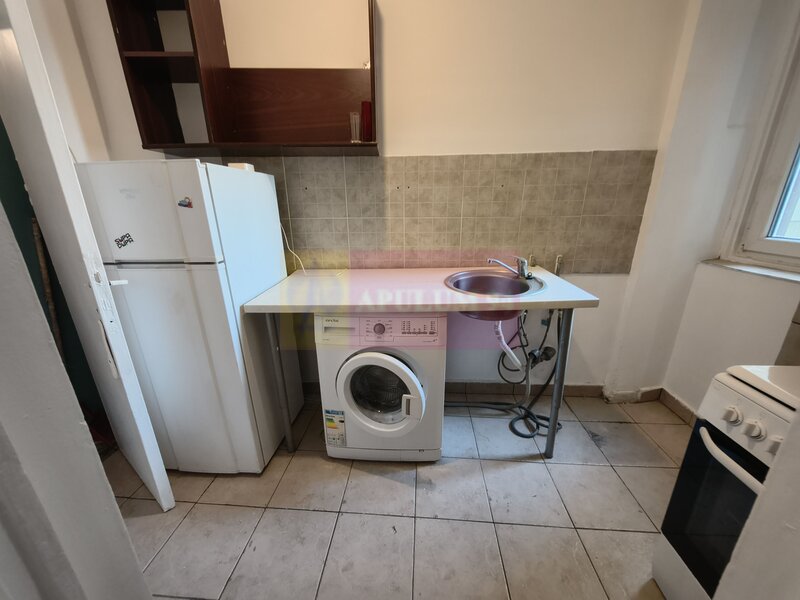 Garsoniera de inchiriat Ultracentral - Intre Piata Romana si Dorobanti