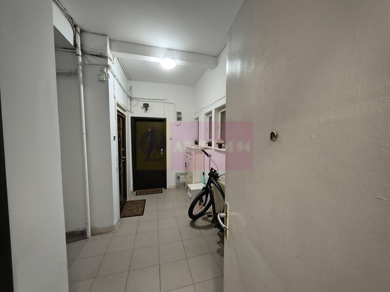 Garsoniera de inchiriat Ultracentral - Intre Piata Romana si Dorobanti